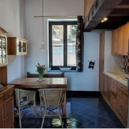 Feriehus Maison Al Nocin Baveno