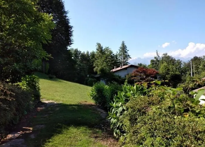 Feriehus Maison Al Nocin Baveno